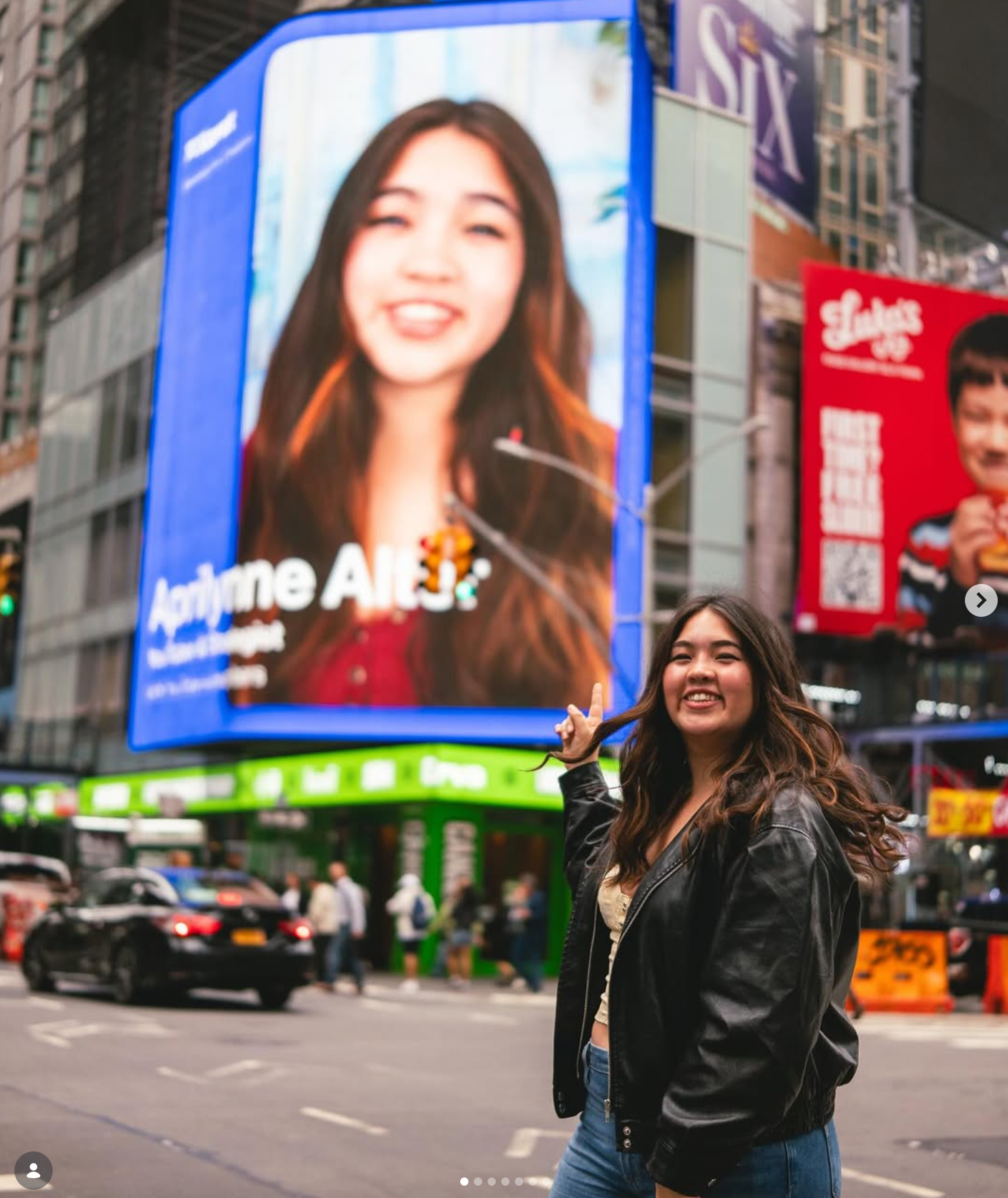 Aprilynne on Times Square